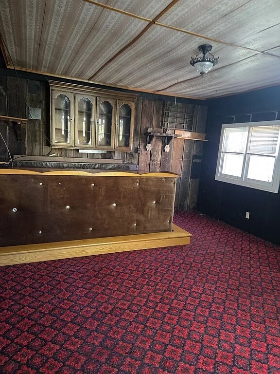 Full Bar off kitchen - 2 Front St