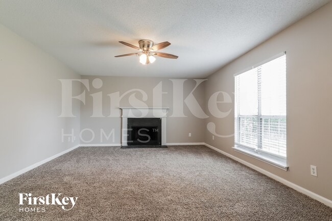 Building Photo - 3217 Ivy Lake Ct