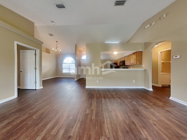 Building Photo - 3658 Arava Dr