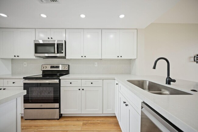 Foto del edificio - 2800 SW 87th Ave