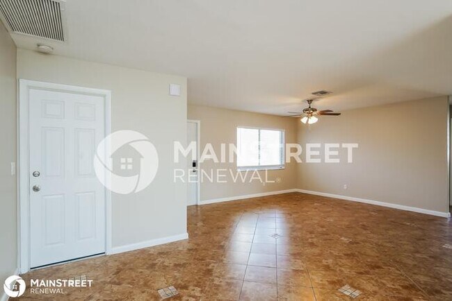 Building Photo - 1327 S E 21ST AVE, CAPE CORAL, FL 33990