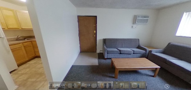 Foto del edificio - 1021 Vaughn St