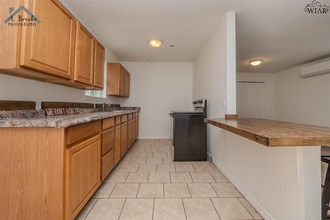Foto del edificio - 410 W Pecan Ave
