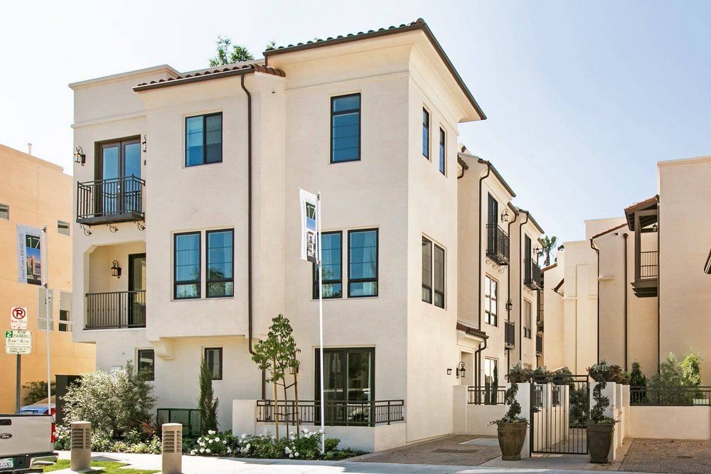 Foto principal - 10732 Bloomfield St