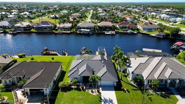 Foto del edificio - 2720 SW 51st St