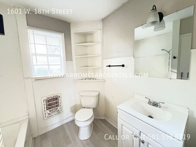 Foto del edificio - 1601 W 18th St