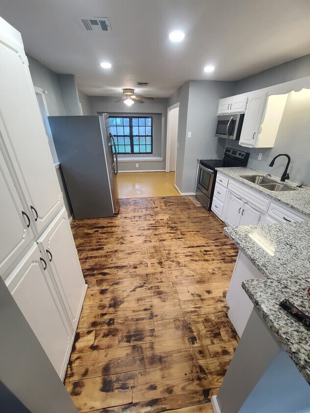 Foto principal - 3708 N College Ave