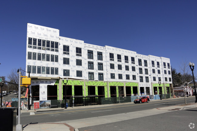 Building Photo - Trafalgar Flats