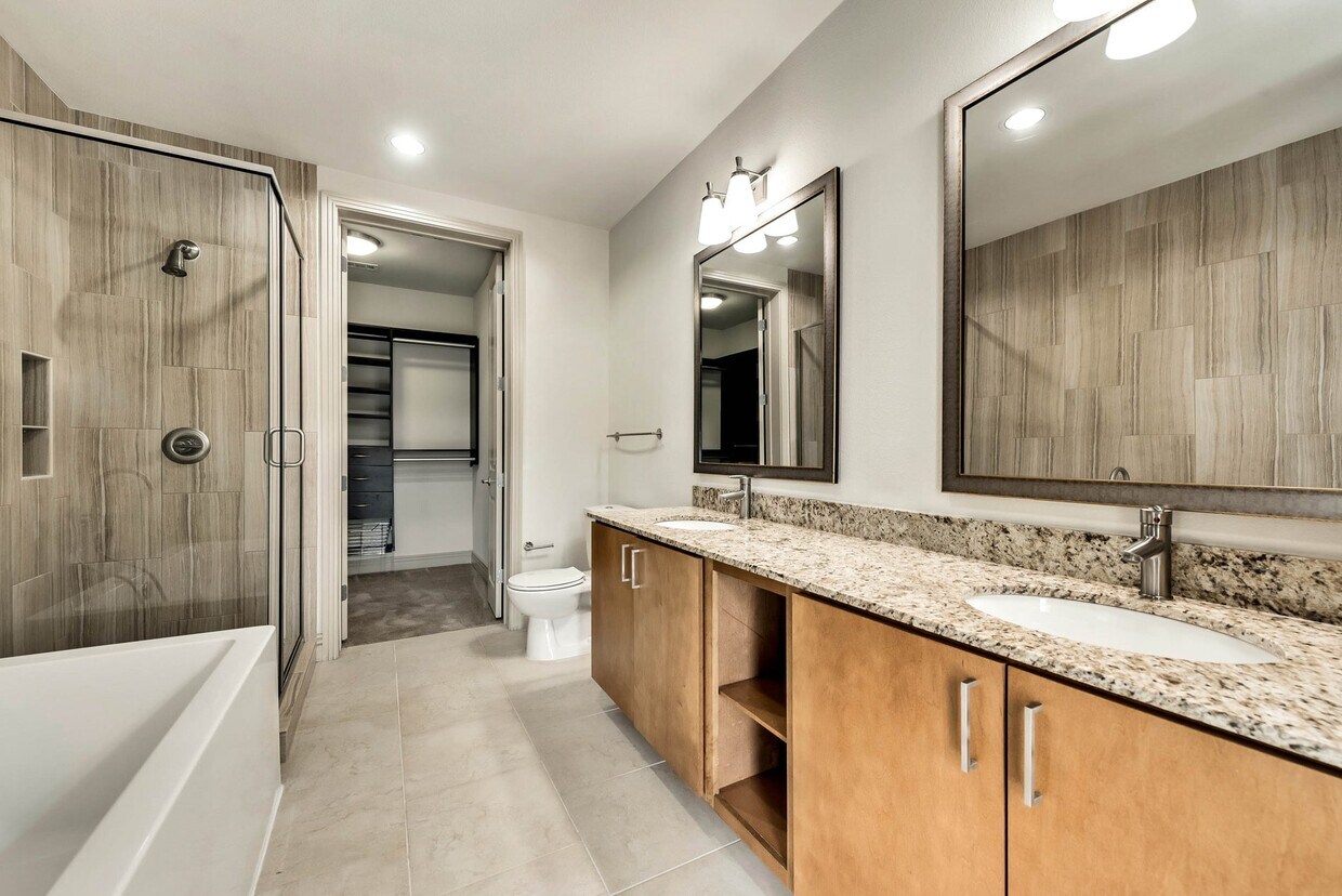 Fiori on Vitruvian Park® Apartments in Addison, TX