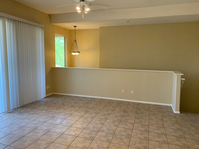 Building Photo - Beautiful 2 bedroom condo in Tempe