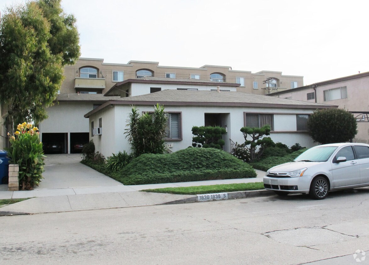Foto del edificio - 1836 Colby Ave