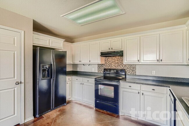 Building Photo - 934 Benjamin Dr