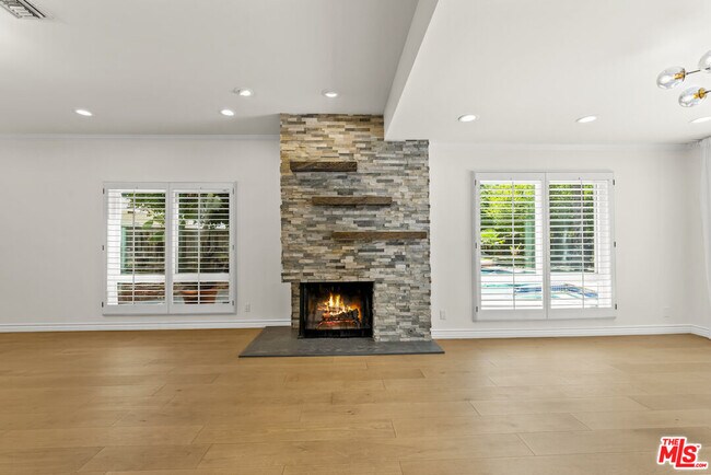 Building Photo - 23333 Weller Pl