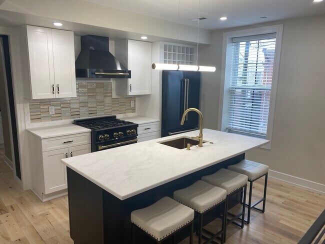 Foto del edificio - 1649 S 17th St