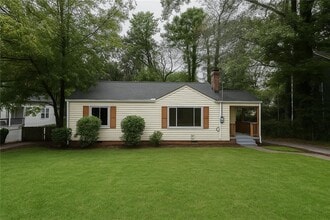 Building Photo - 1123 Graymont Dr SW Building Photo - 1123 Graymont Dr SW