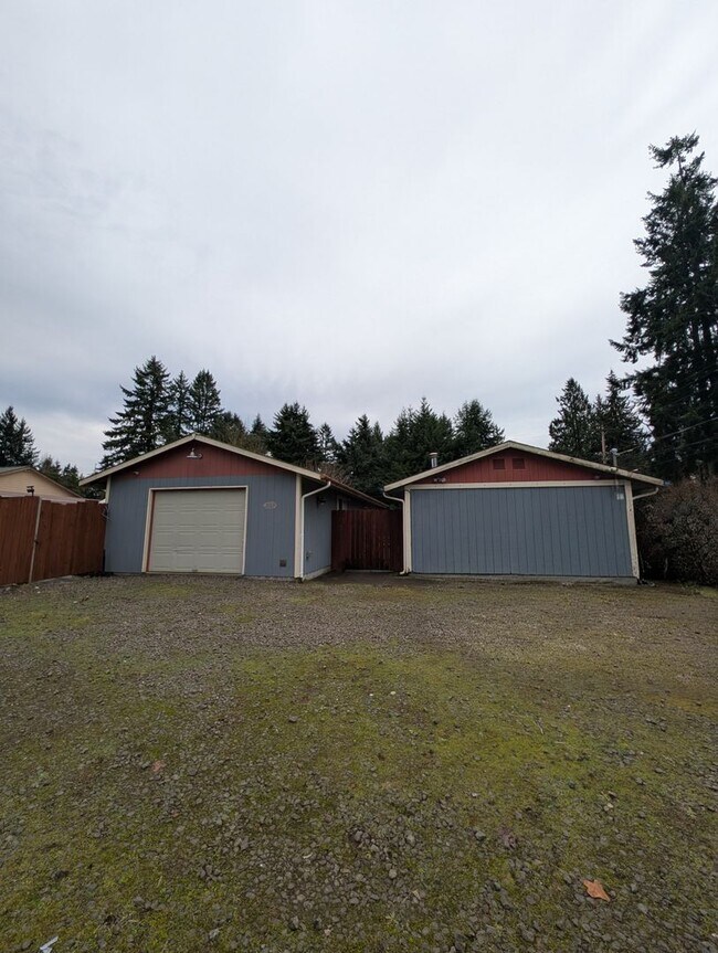 Foto del edificio - Livestock & Spring Garden Ready! 3 Bedroom Home for Rent in Port Orchard