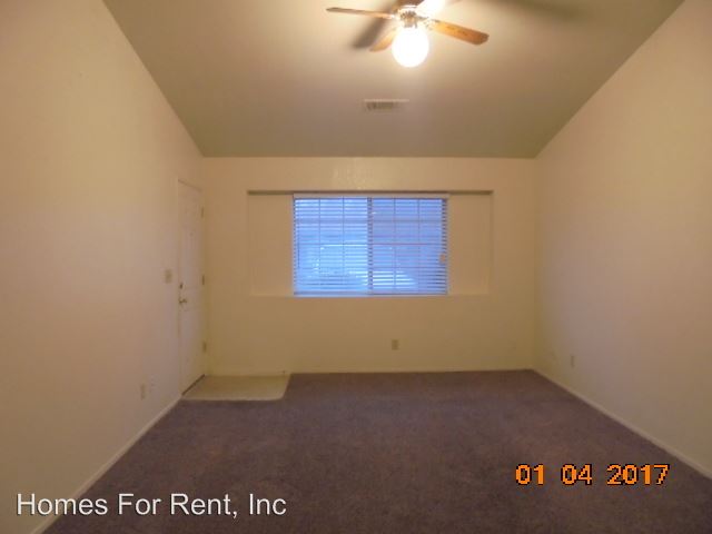 Building Photo - 303 Eastridge Cir
