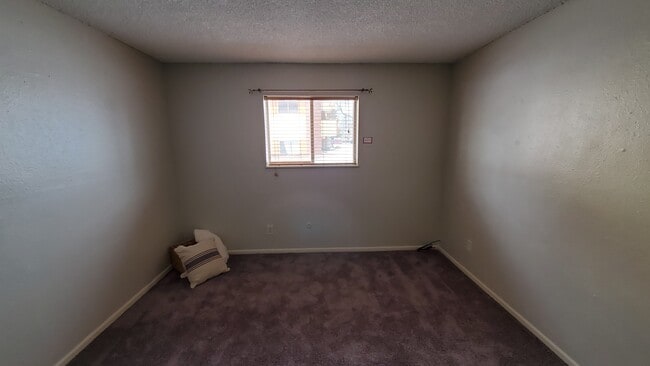 Building Photo - 10211 Ura Ln