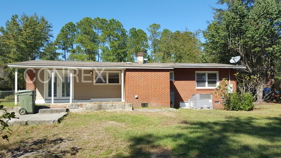 Building Photo - 2018 Twin Lakes Rd