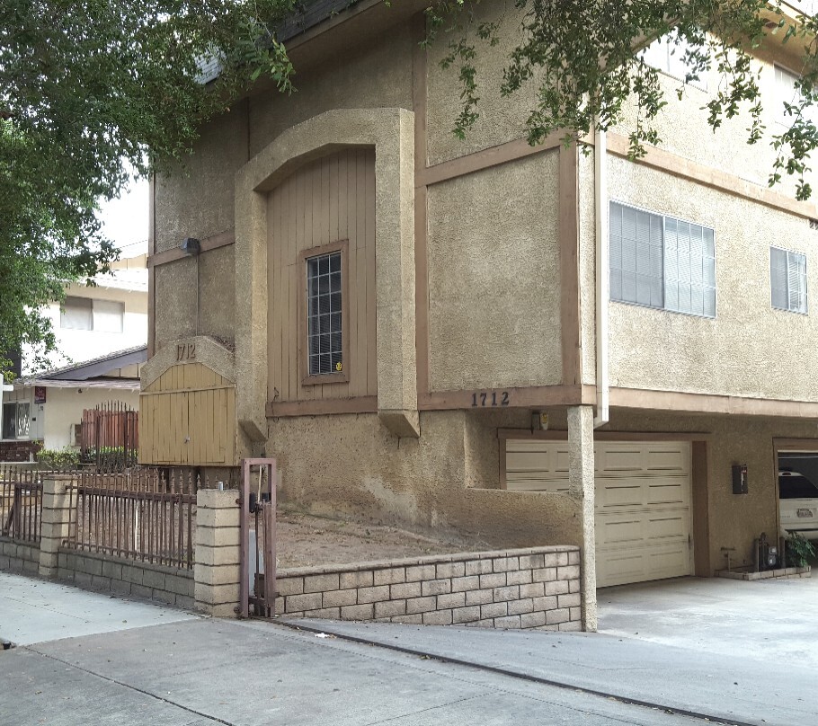 Primary Photo - 1712 Pepper St