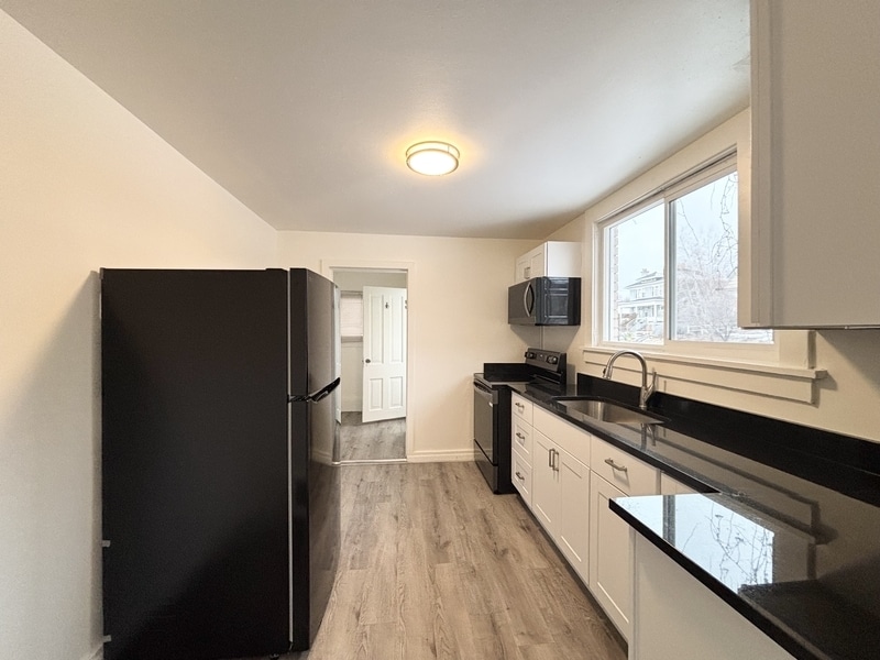 Foto principal - 478 E 8th Ave