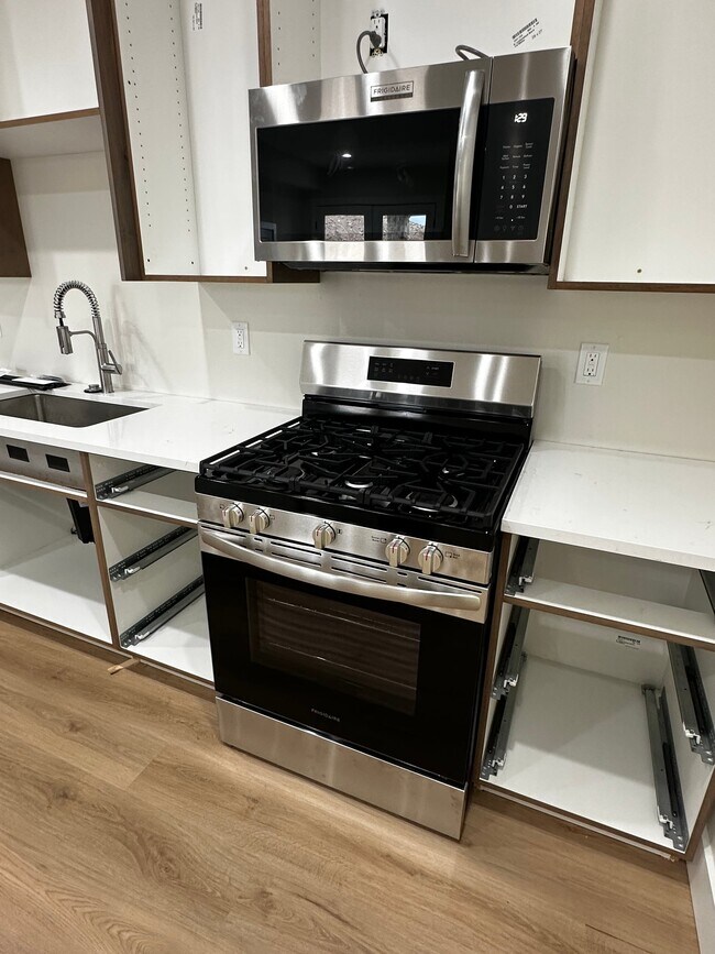 Foto del edificio - 789 Country Ln