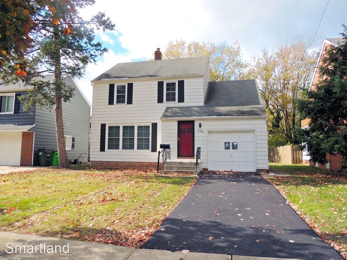 Primary Photo - 3 br, 1.5 bath House - 266 E. 271st Street