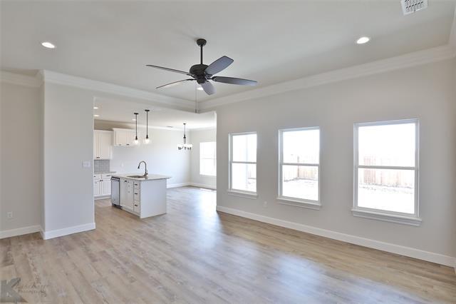 Building Photo - 131 Spg Pk Wy