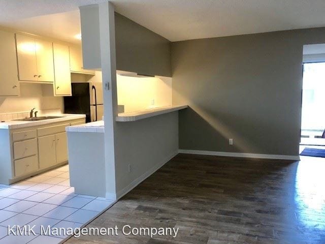 Building Photo - 2 br, 1.5 bath Apartment - 9814 Regent St ...