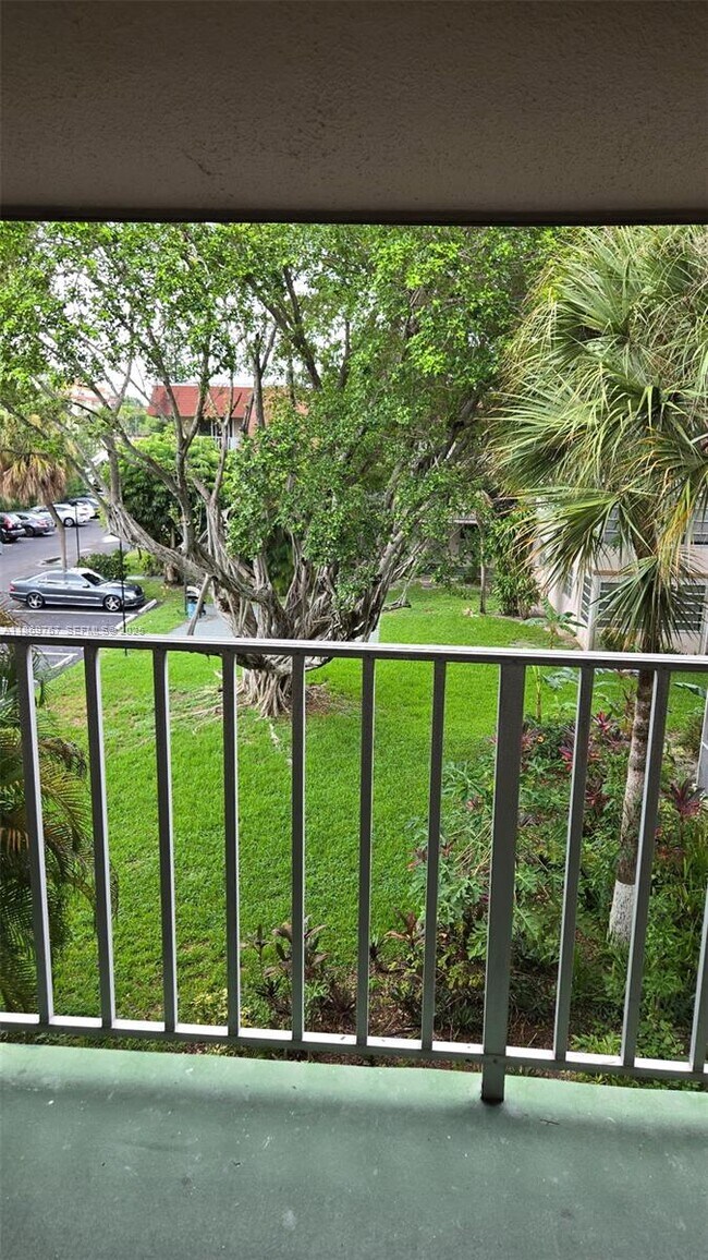 Foto del edificio - 2901 NW 47th Terrace