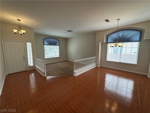 Building Photo - 2109 N Cedar Hills St