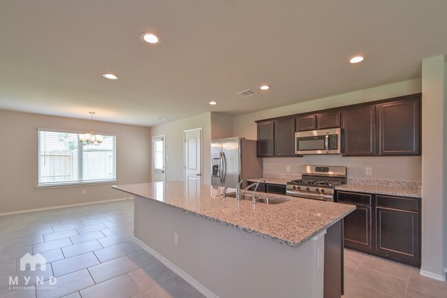 Building Photo - 10107 Pine Trace Village Dr