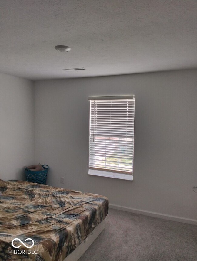 Foto del edificio - 1223 Saticoy Ct