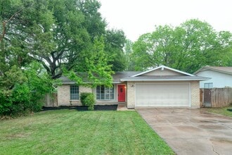Building Photo - 10419 Firethorn Ln
