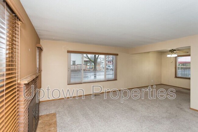 Foto del edificio - 7207 N Reno Ave
