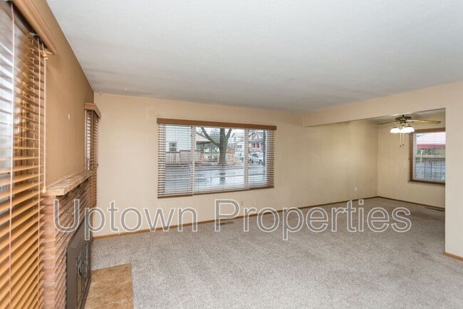 Building Photo - 7207 N Reno Ave