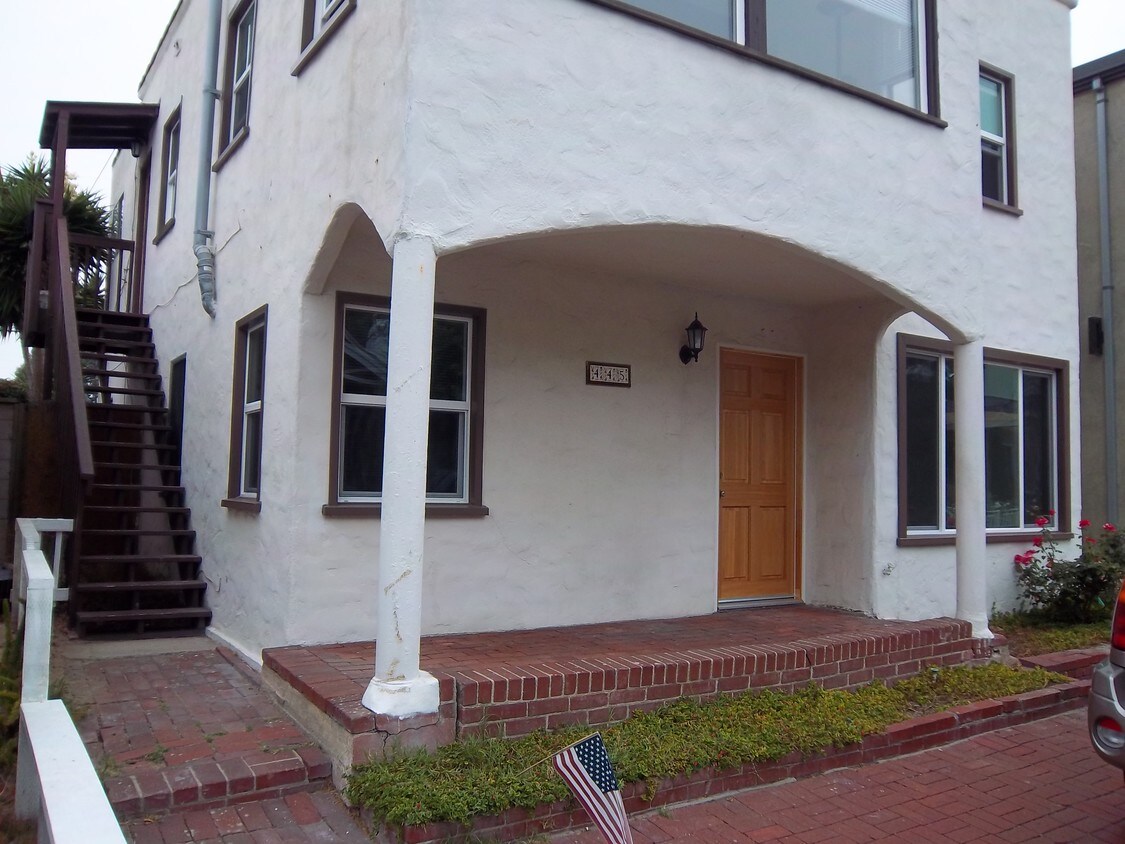 127 Apartments Available for Rent in Manhattan Beach, CA