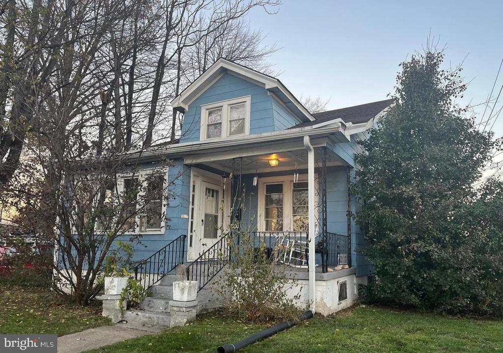 Primary Photo - 1100 Prospect St