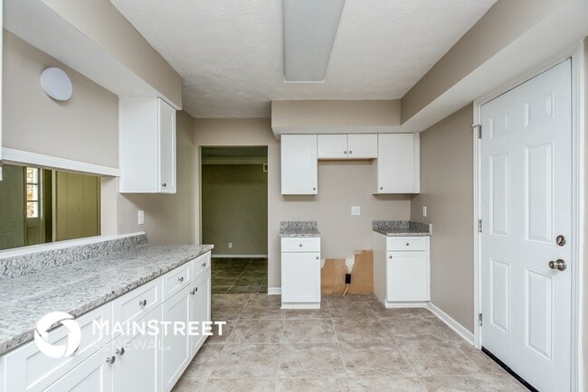 Foto del edificio - 3837 Eagle Woods Cir
