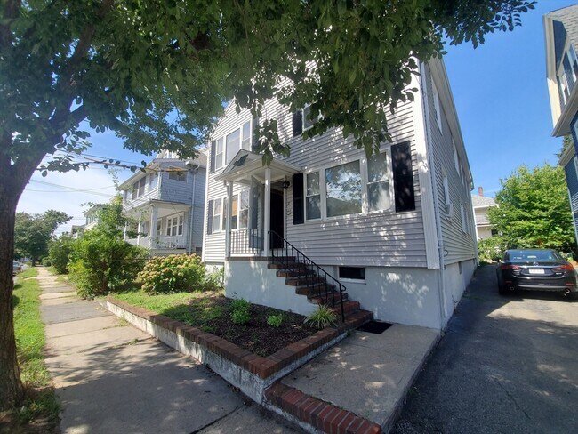 Building Photo - 31 Egerton Rd