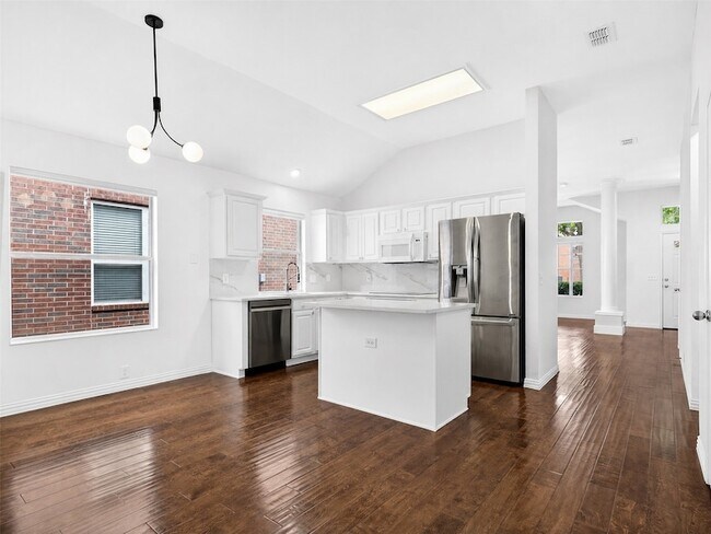 Foto del edificio - 1817 Newton Dr