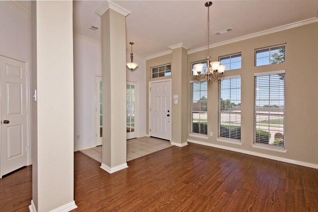 Foto del edificio - 3460 Briargrove Ln