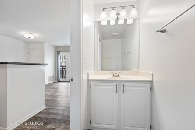 Foto del edificio - 244 Brahms Ct