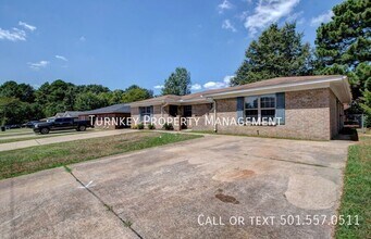 Building Photo - 5300 Southboro Ct