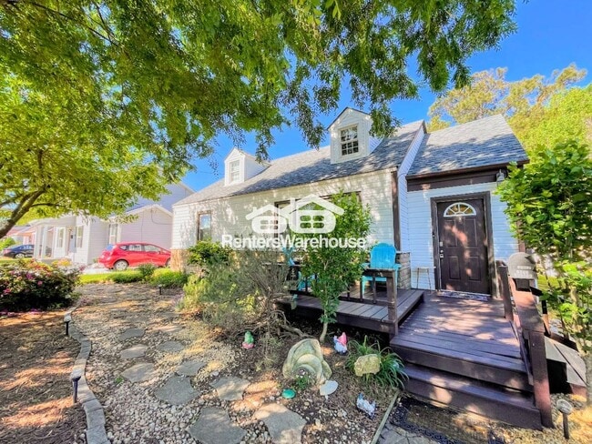 Building Photo - 8455 Radnor Rd