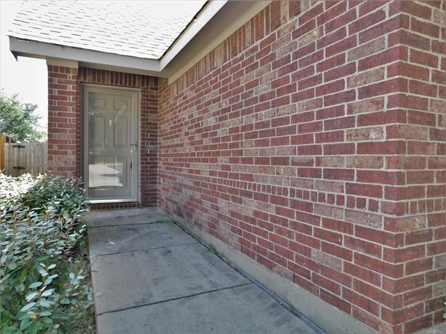 Foto del edificio - 5813 Brookside Dr