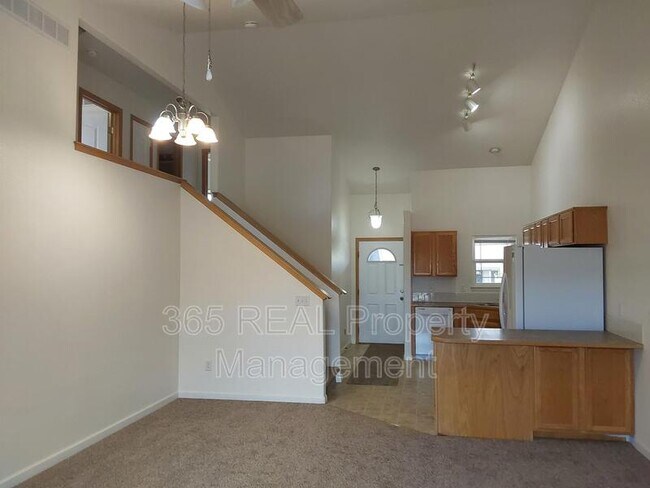 Foto del edificio - 3212 Barbera St