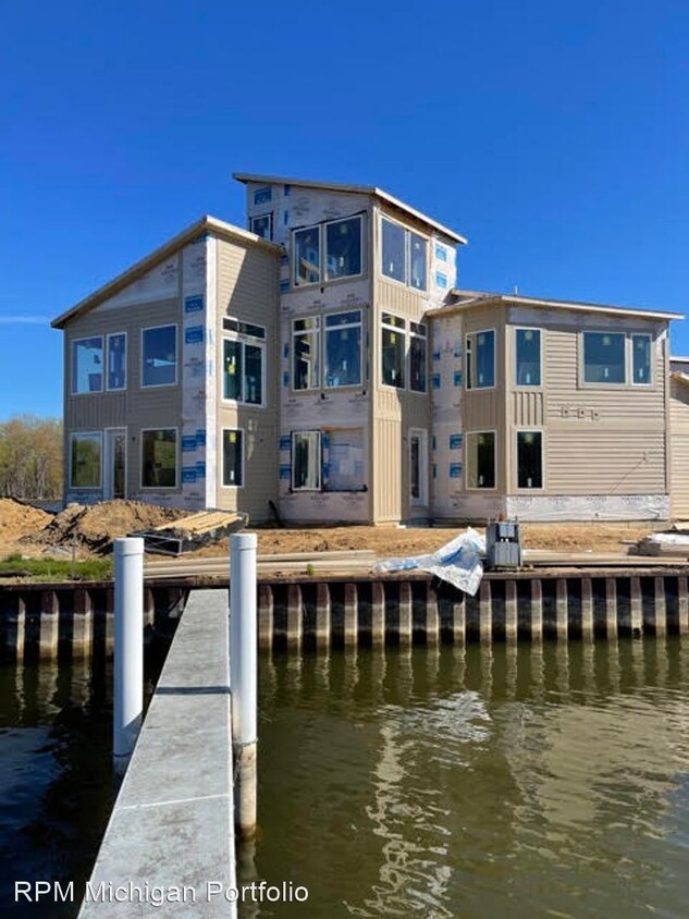 Foto principal - 3 br, 2 bath House - 2135 Riverside Pte Drive