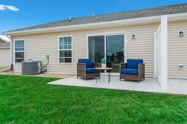 Patios personales con cada plano de planta - Redwood Amherst