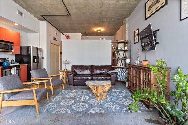 Foto del edificio - 245 North Highland Avenue Northeast